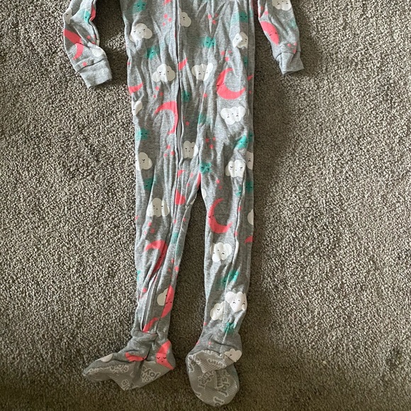 Carters 18 month onesie - Picture 3 of 4